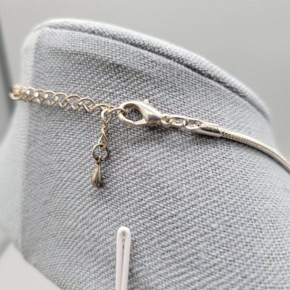 Cats Eye Purple Stone Womens Fashion Necklace Silver Tone Snake Chain 18 in - Picture 8 of 11